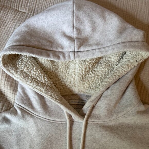 American Eagle Cream Sweatshirt with Fleece Lined Hood, Size S - Picture 2 of 6